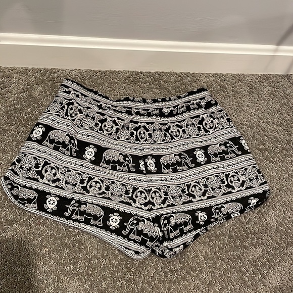 Buttery Soft Pajama Shorts - Picture 3 of 3